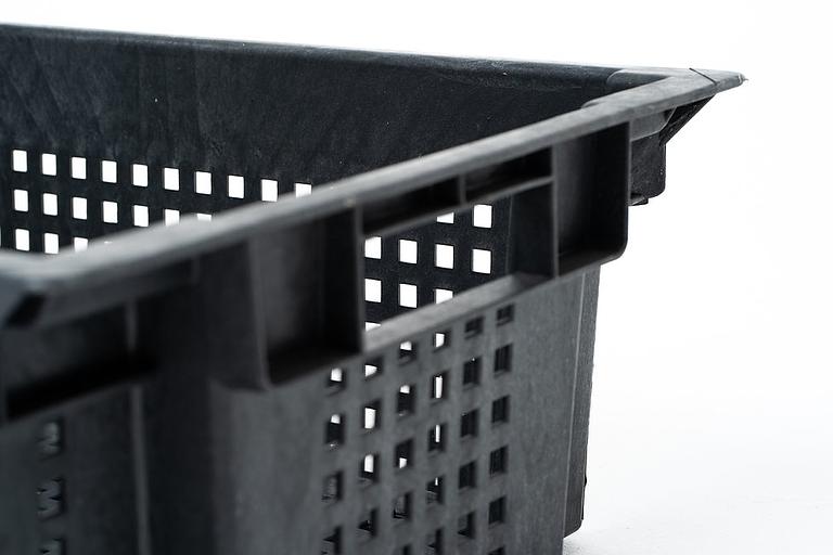 Ящик пластиковый овощной черный 600×400×200 мм фото 5