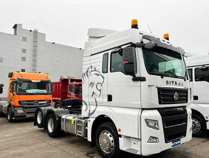 Седельный тягач Sitrak C7H дизельный, акпп фото 1