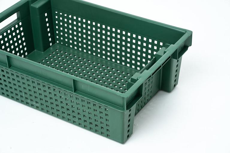 Ящик пластиковый овощной цветной 600×400×200 мм фото 2