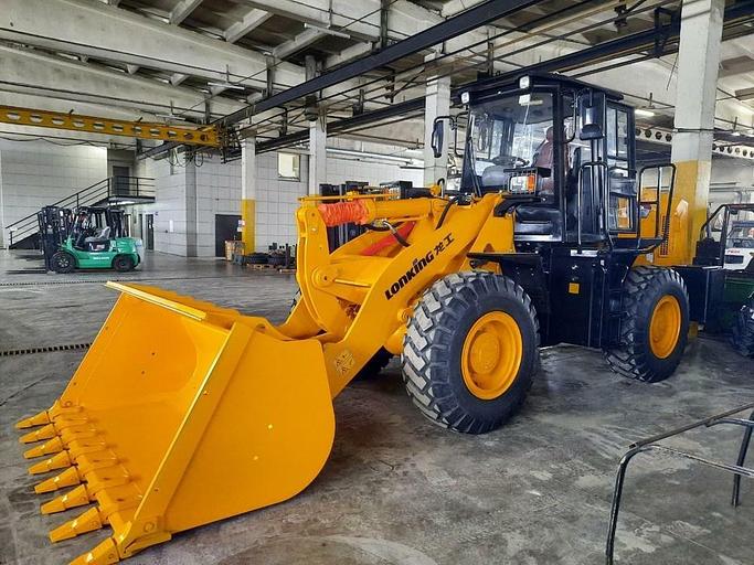 Фронтальный погрузчик Lonking CDM835 фото 1