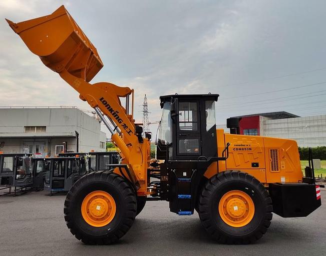 Фронтальный погрузчик Lonking CDM835N фото 1