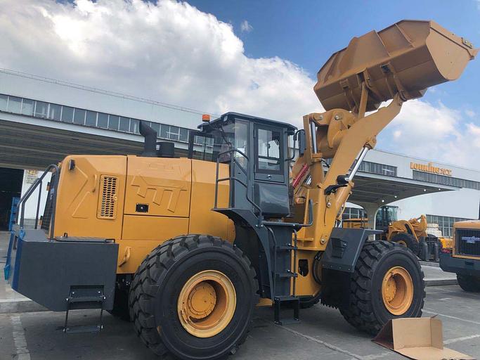 Фронтальный погрузчик Lonking CDM876N фото 1