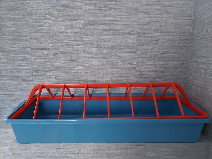 Кормушка прямоугольная для бройлеров фото 3