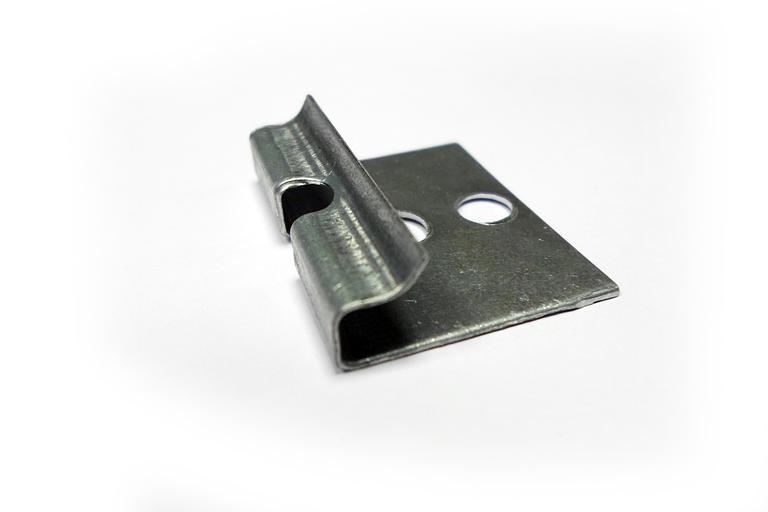 Металлическая клипса стартовая для террасной доски фото 1