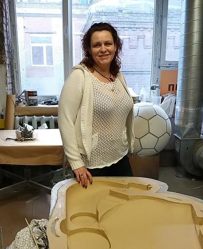 Фигура из стеклопластика «Вазон футбольный мяч» фото 1