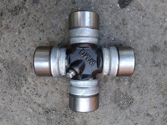 Крестовина кардана (32х92) XCMG NJ130/NJ131 фото 1