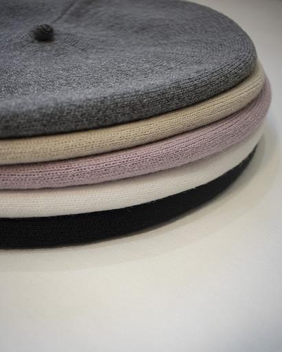 Берет женский демисезонный Черный ОПТ фото 5