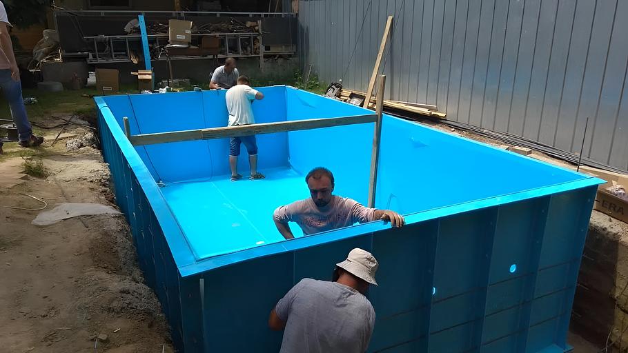 Бассейн из полипропилена 4х2х1,5 м фото 2