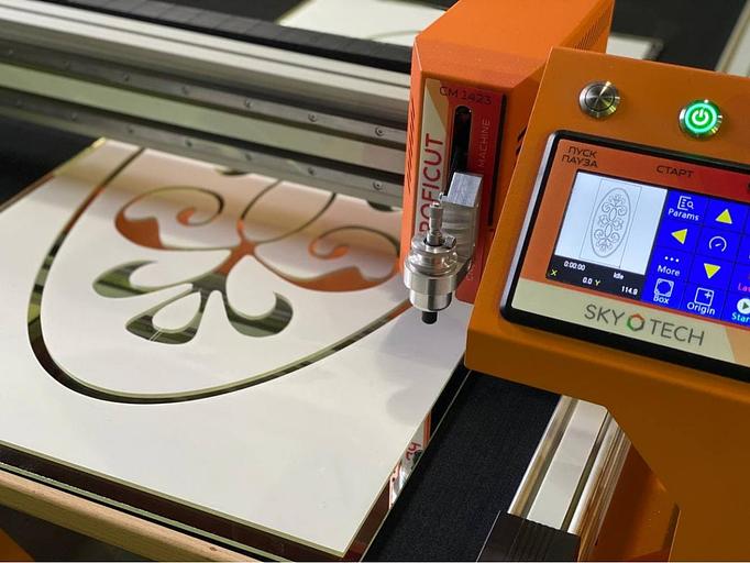 Планшетный режущий плоттер Proficut RR фото 3