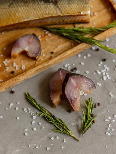 Муксун балык — Рыба холодного копчения, опт фото 1