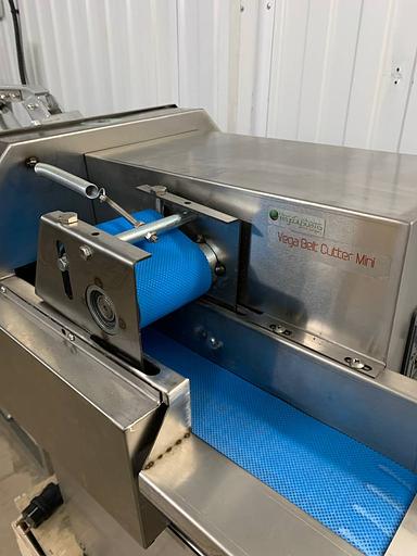 Машины для нарезки слайсом с использованием транспортной ленты Vega Belt cutter Mini фото 2
