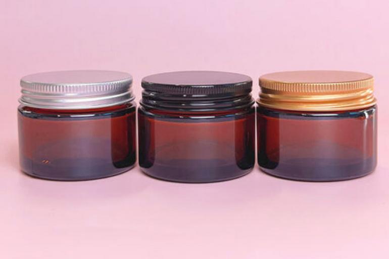 Свеча из кокосового воска в янтарной банке Razzo room 50 мл фото 1