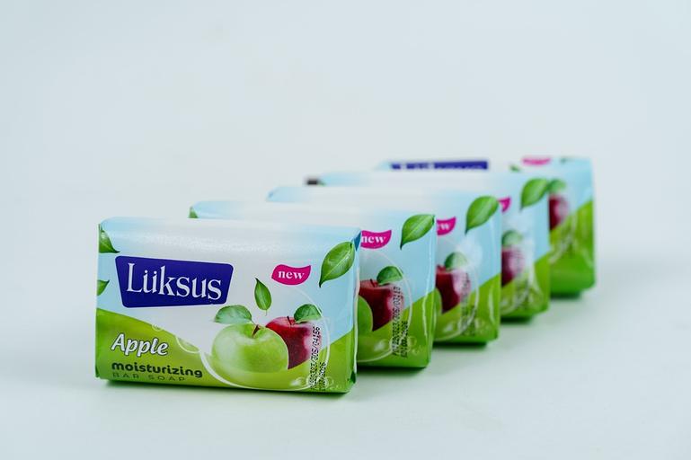 Мыло твёрдое Luksus «Яблоко» в бумажной упаковке 90 г, опт фото 2