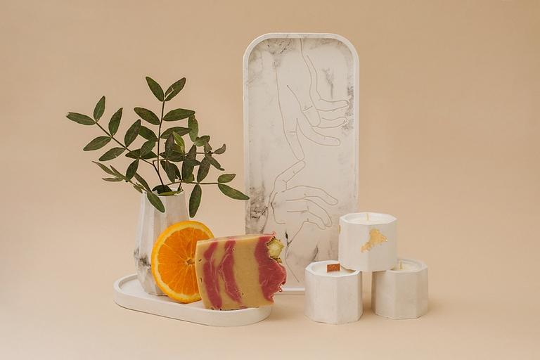 香味大豆蜡蜡烛伊甸园触摸“八面体”石膏烛台，白色 фото 1