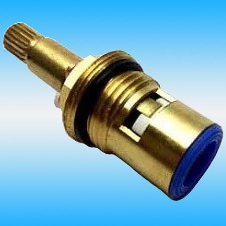 Кран-букса LEMARK LM8096B М18х1.5 ø 1/2 керамика, средний шток фото 1